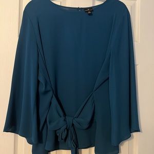 Blouse with tie at waist